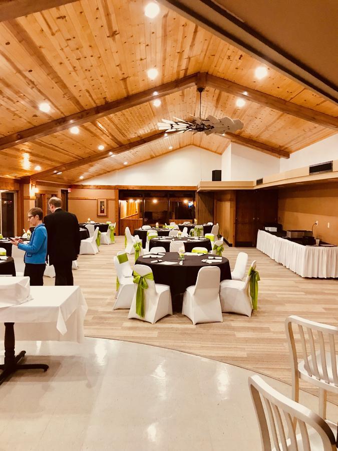 Round Barn Lodge Spring Green Extérieur photo