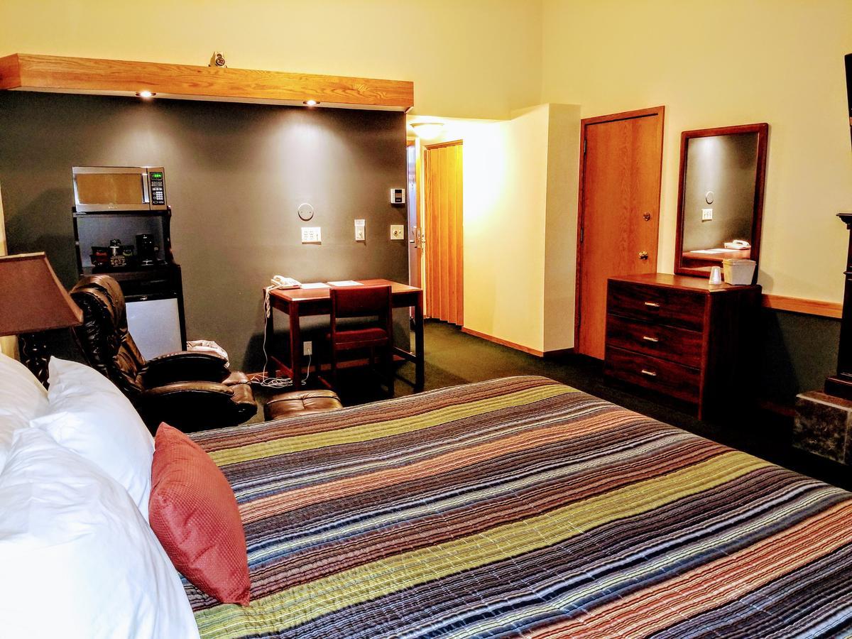 Round Barn Lodge Spring Green Extérieur photo