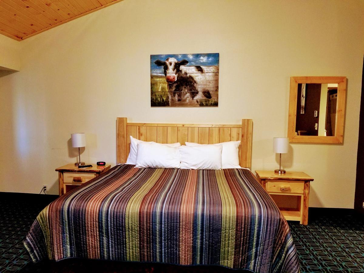 Round Barn Lodge Spring Green Extérieur photo
